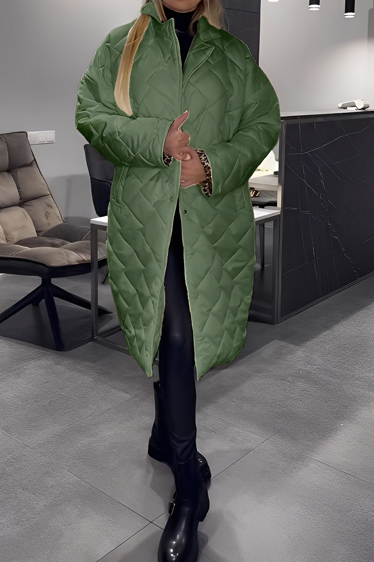 Beverly - Stilvolle, locker geschnittene Damen-Daunenjacke