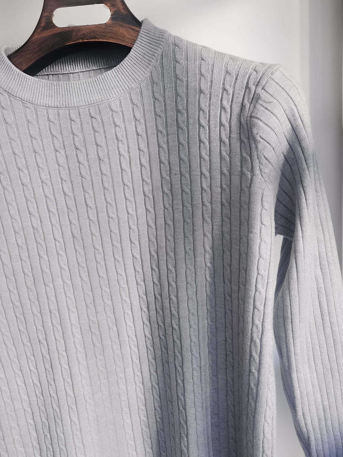 Romilly - Bequemer, eng geschnittener Männerpullover