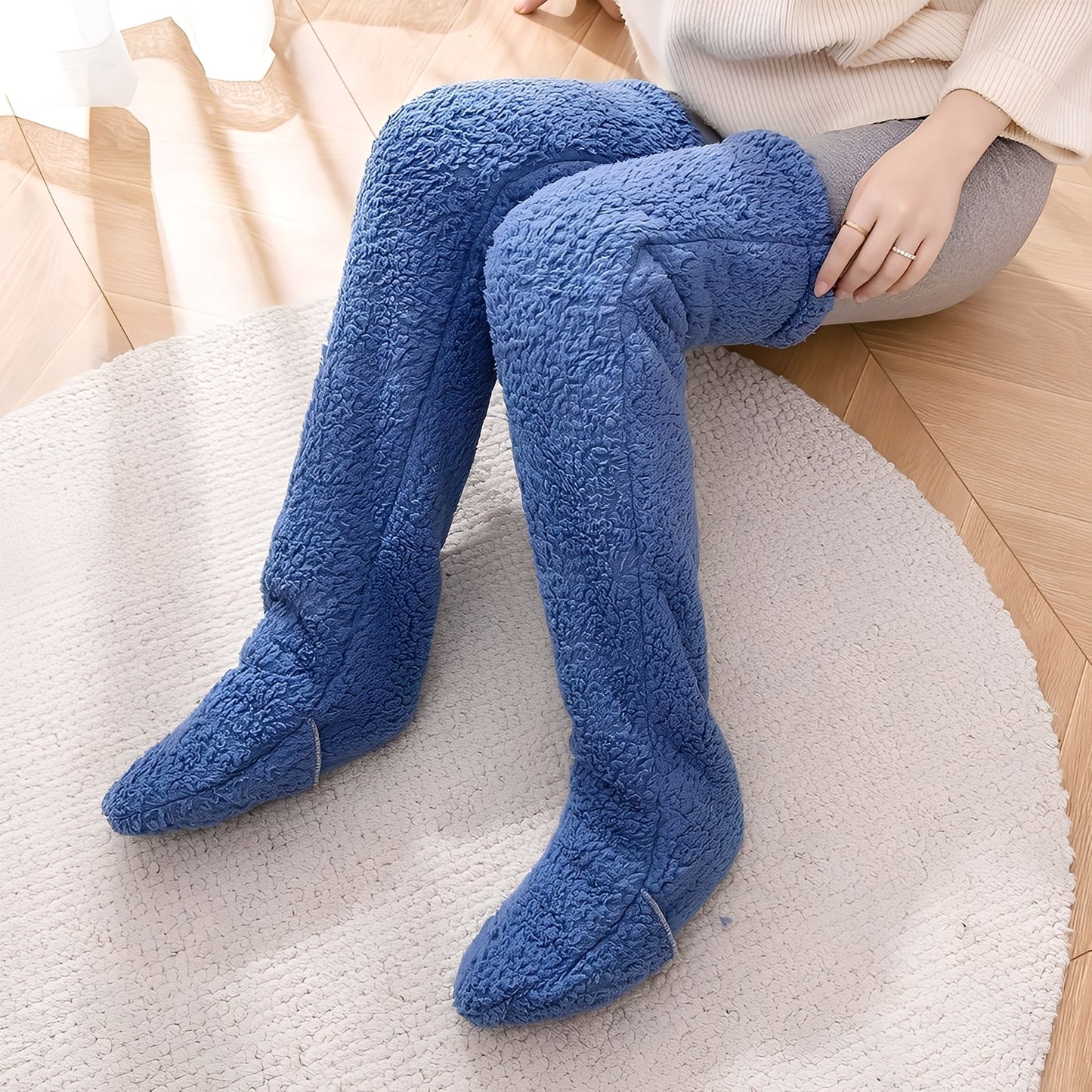Camellia - Warme, kniehohe Wintersocken für Frauen
