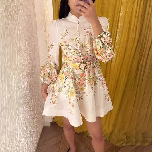 Debra - Stilvolles kurzes Damenkleid mit Knöpfen