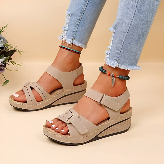 Marissa - Komfortable Damensandalen mit Plateausohle und Riemen