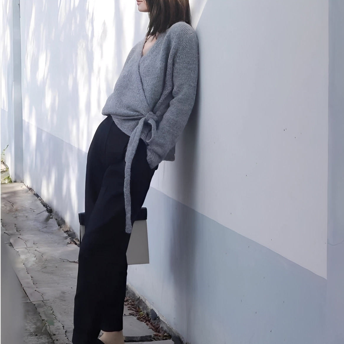 Eleanore - Eleganter Damenpulli mit schrägem Design