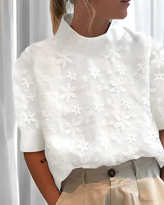 Julia - Trendige Bluse mit Stickerei und Stehkragen für Damen
