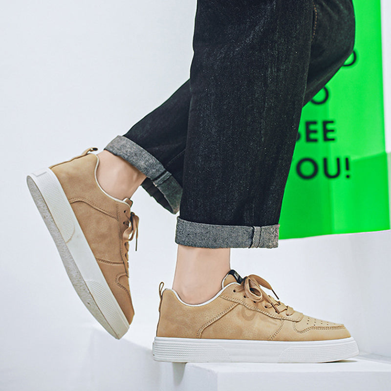 Romilly - Bequeme flache Männersneaker