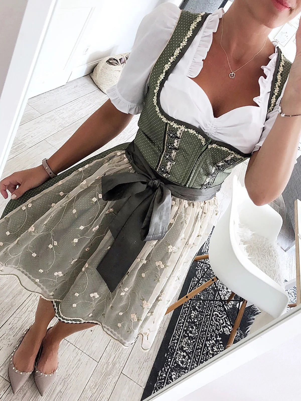 Cassarah - Damenkleid mit Jacquardspitze