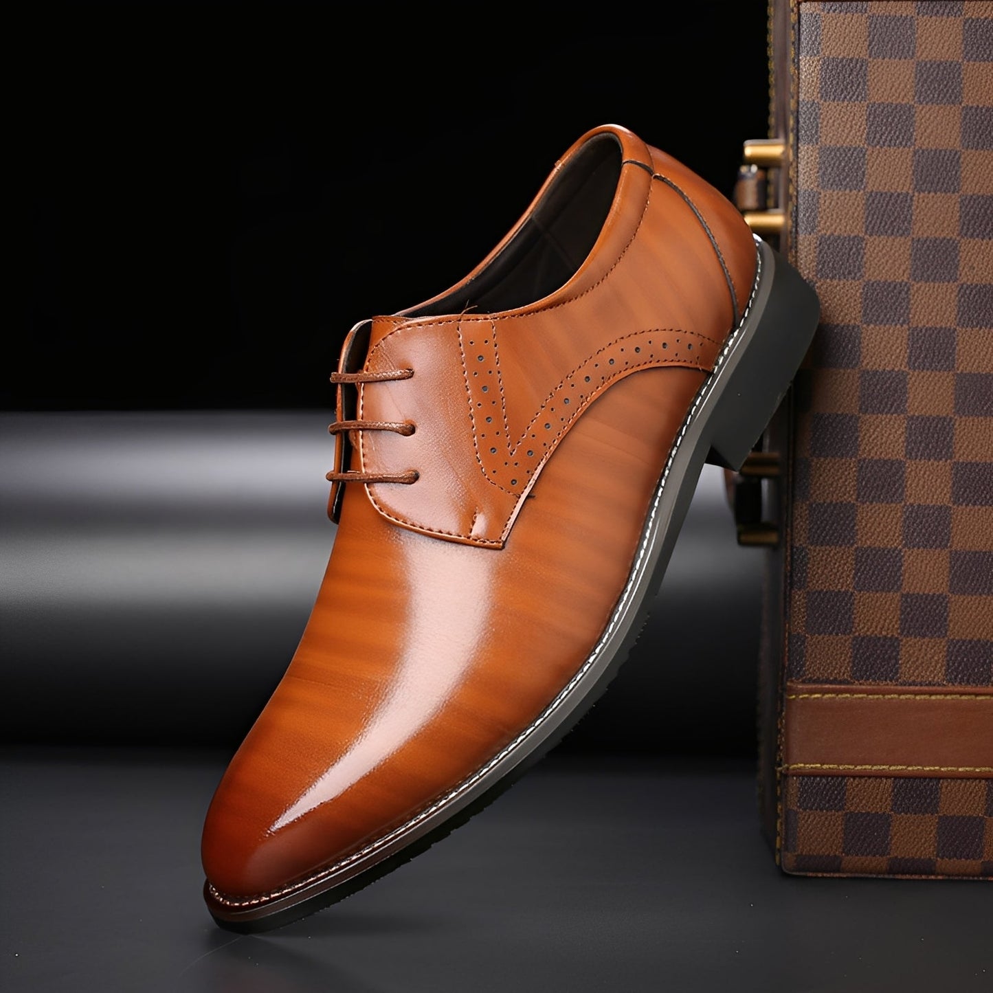 Desmond - Schicke Lederschnürschuhe mit Lochmuster für Männer