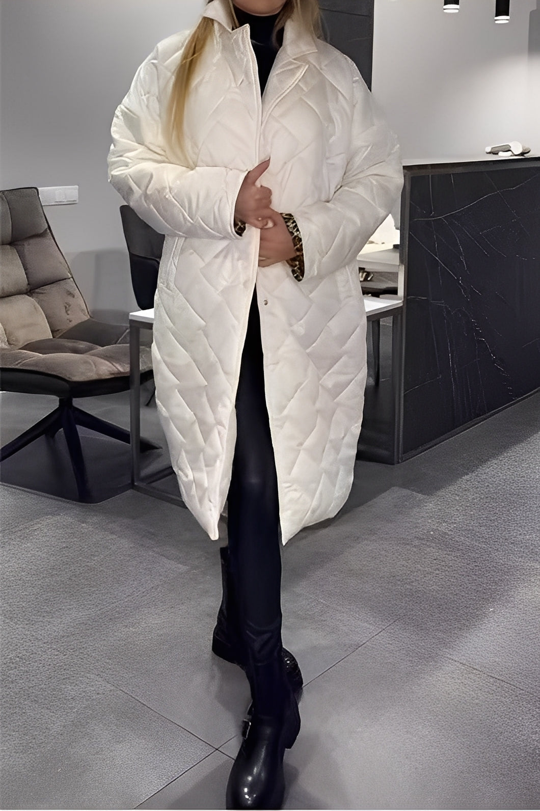 Beverly - Stilvolle, locker geschnittene Damen-Daunenjacke