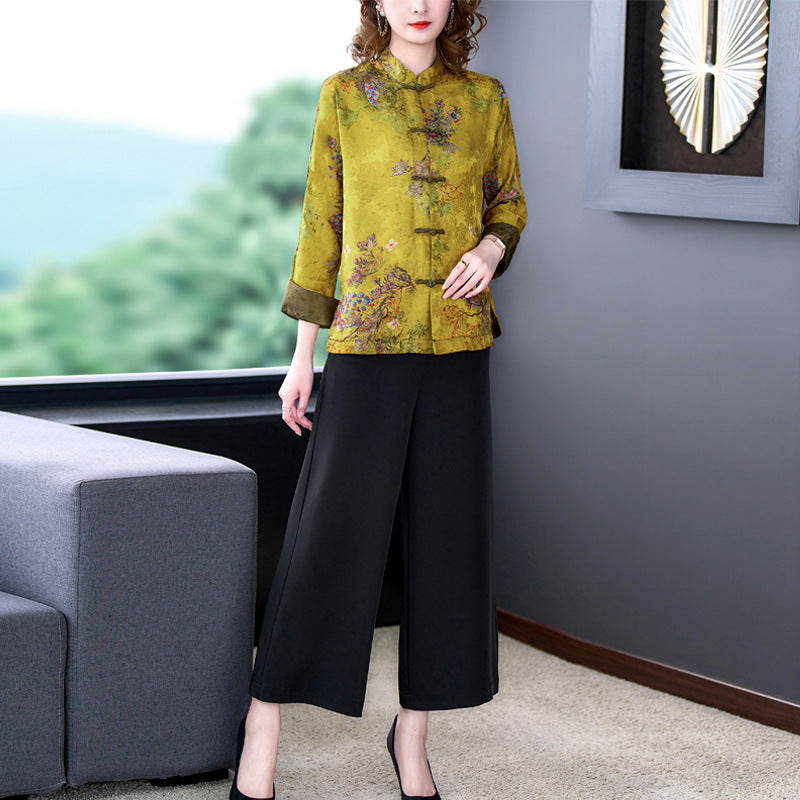 Moriah - Traditioneller Frauenmantel aus Seide mit Knöpfen