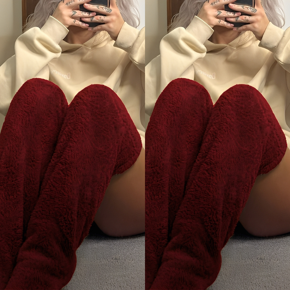 Camellia - Warme, kniehohe Wintersocken für Frauen