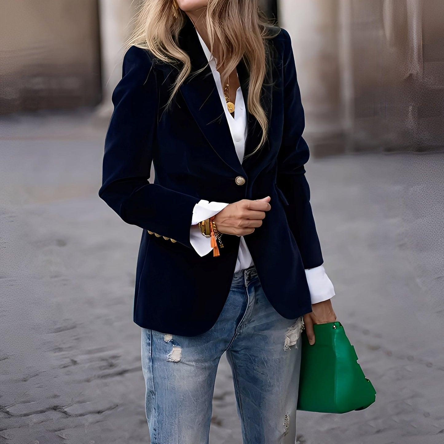 Alise - Edler, schmaler Samt-Damenblazer