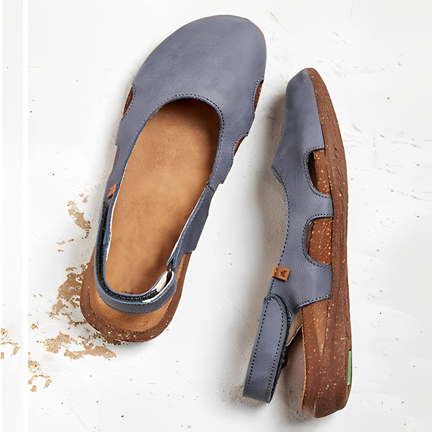 Alexus - Elegante flache Frauensandalen