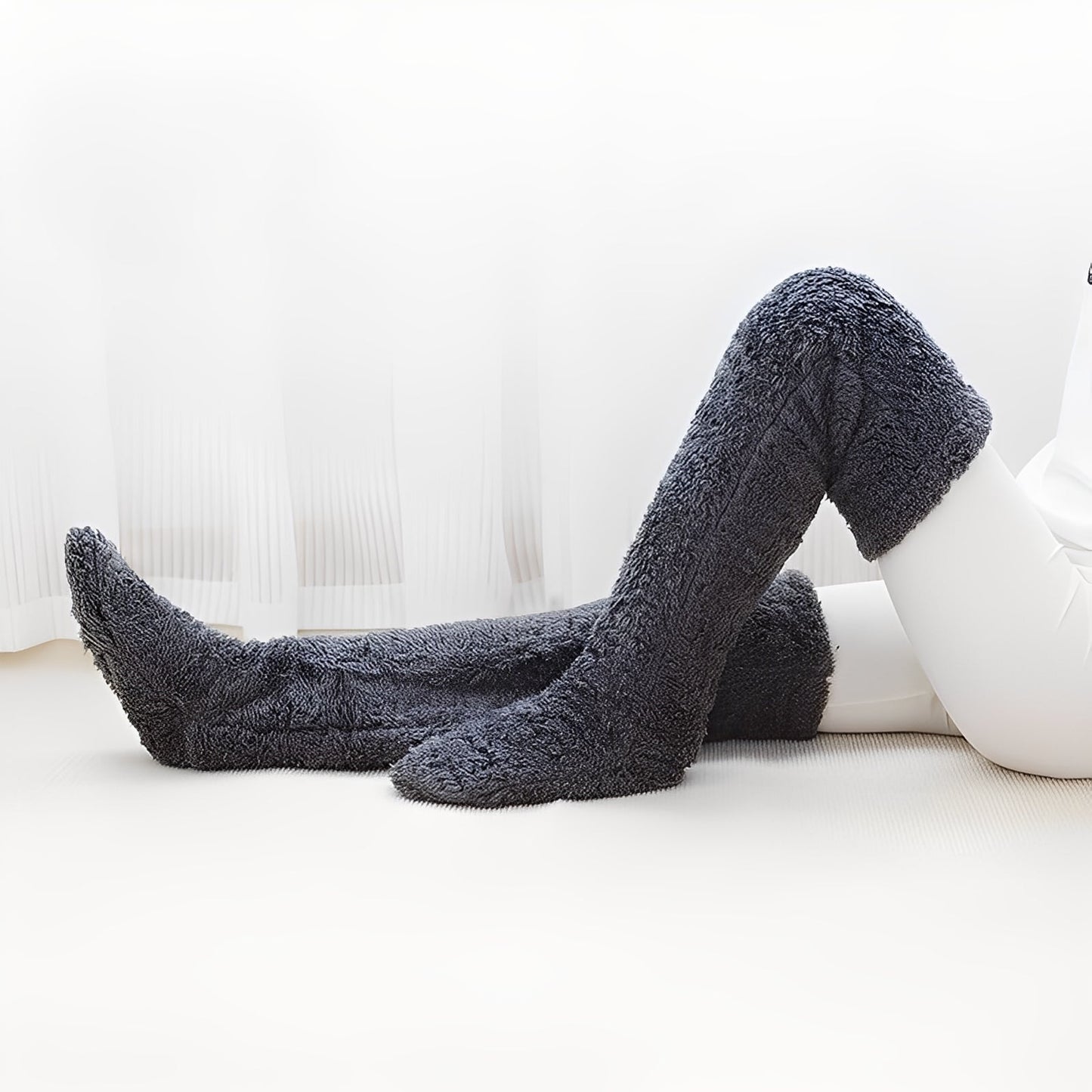 Camellia - Warme, kniehohe Wintersocken für Frauen