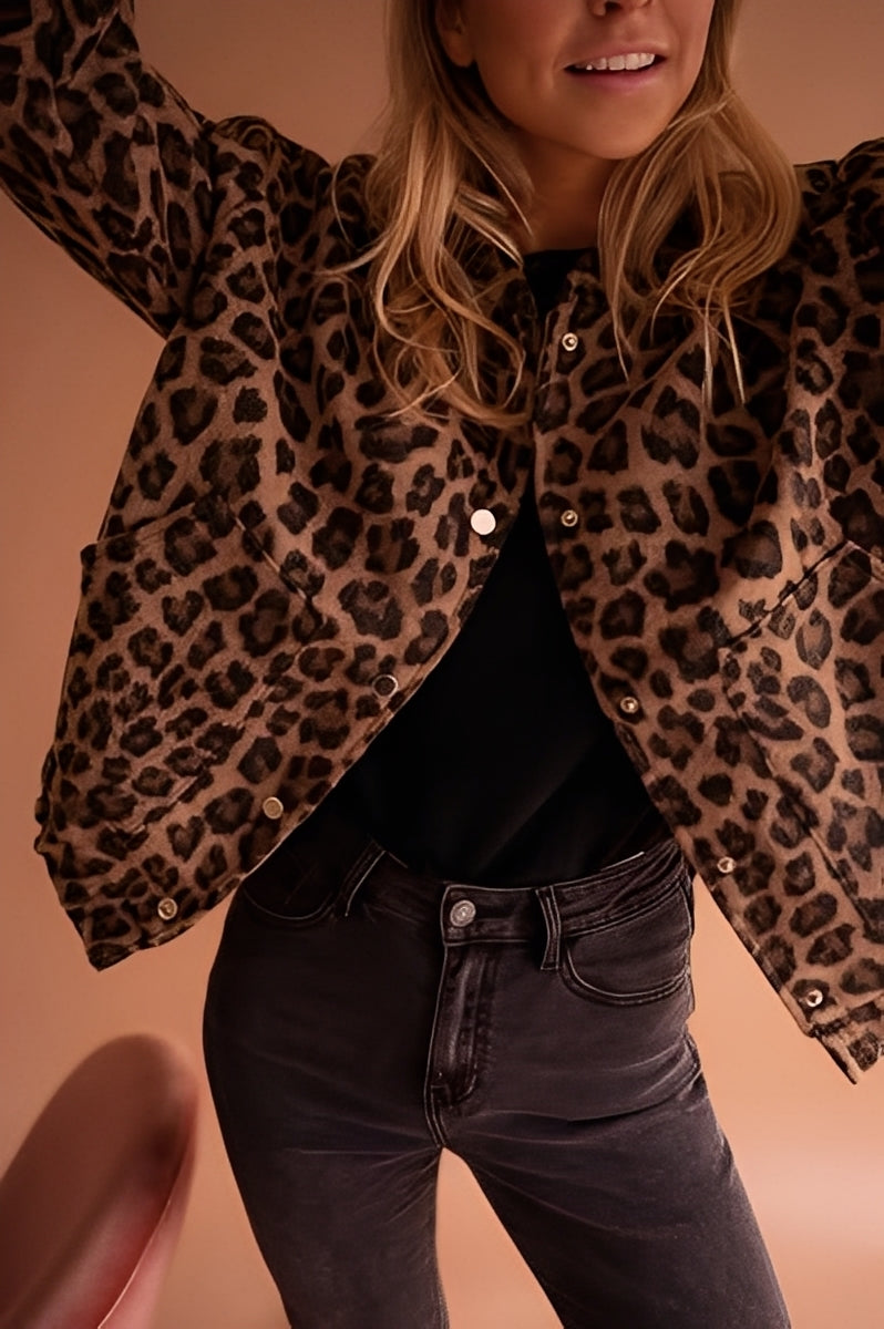 Lea – Bomberjacke mit Leopardenmuster