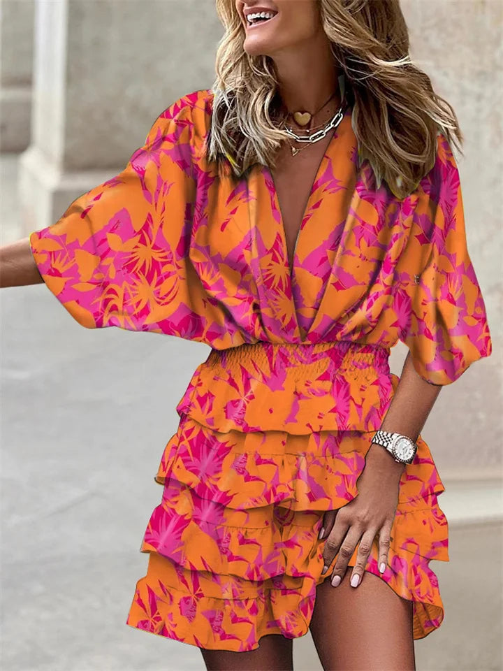 Liora – Florales Kleid mit V-Ausschnitt und Volants