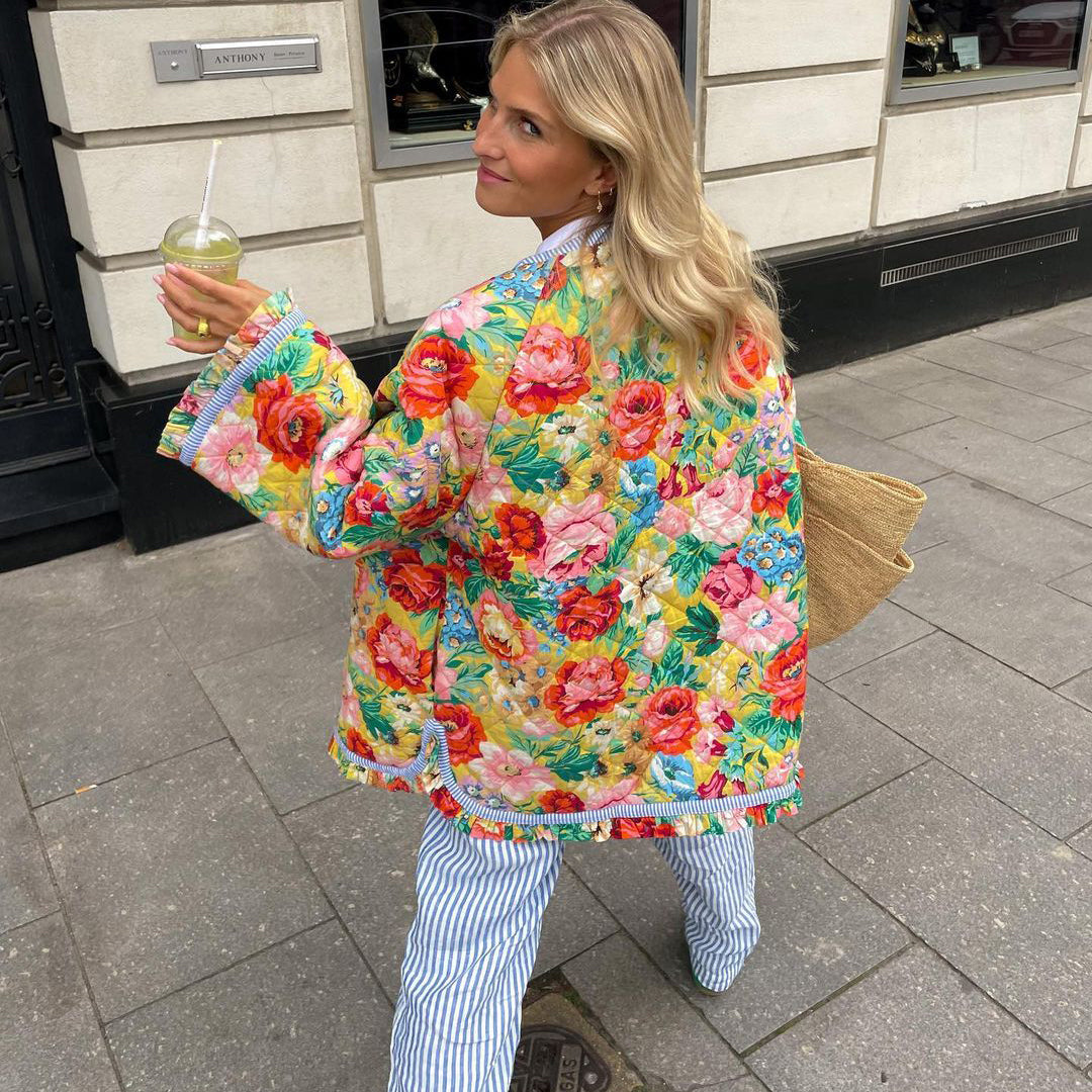 Elena – Steppjacke Blumenmuster