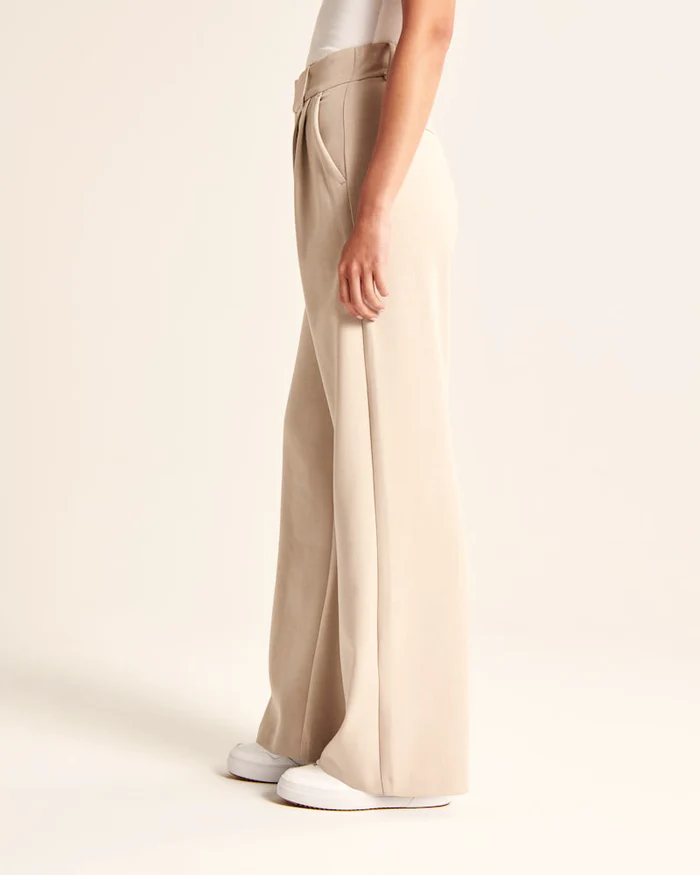 Amelia - Aktuelle Hose mit weitem Bein