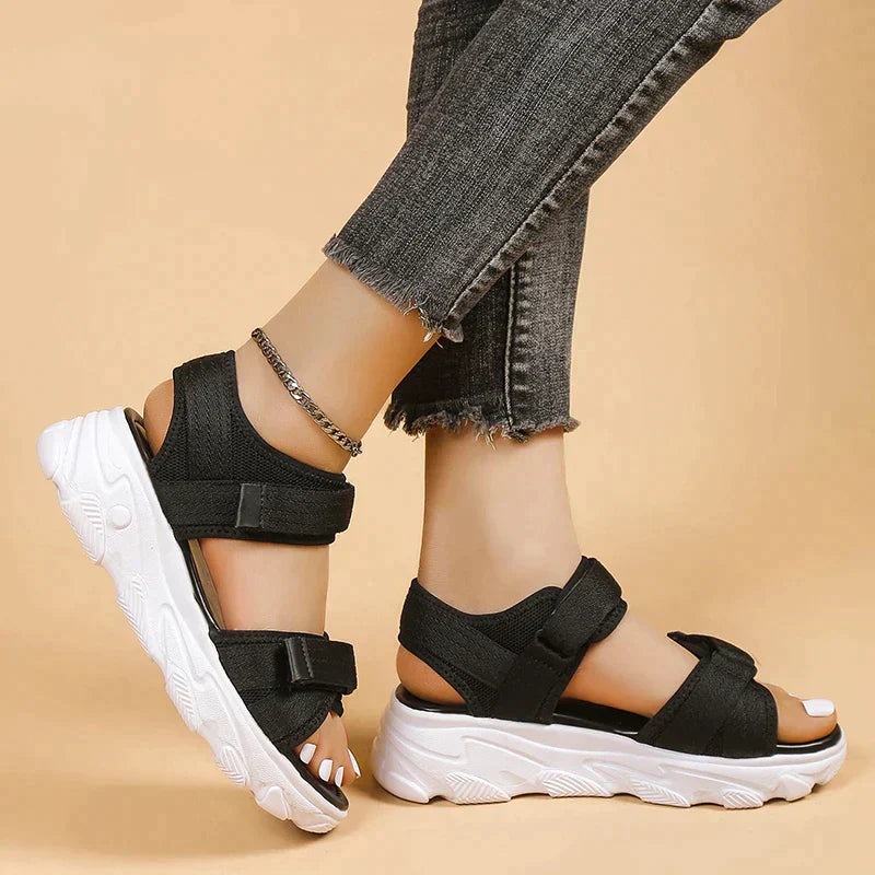 SoleAura – Sandalen der Eleganz in jedem Schritt