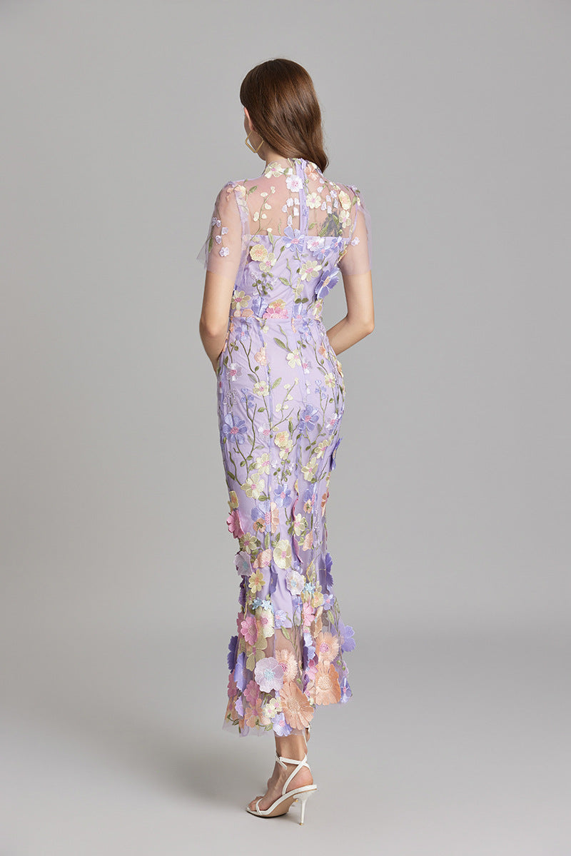Elina – Besticktes Maxikleid ohne Ärmel