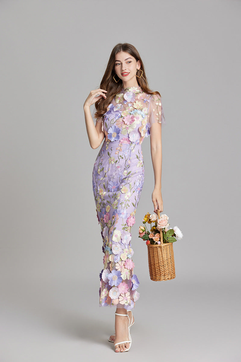 Elina – Besticktes Maxikleid ohne Ärmel
