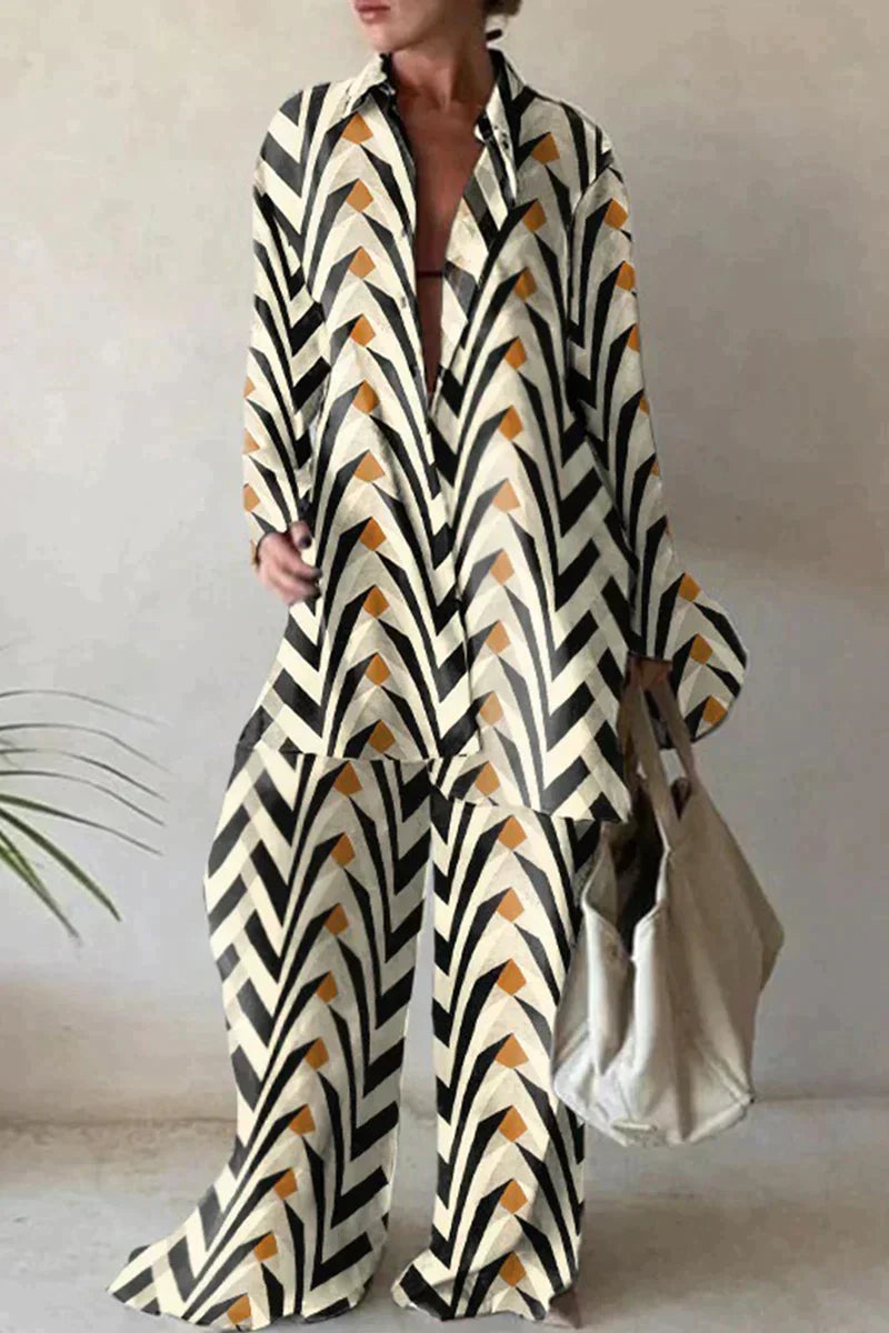 Anika – Zweiteiler mit Print und lockerer Hose