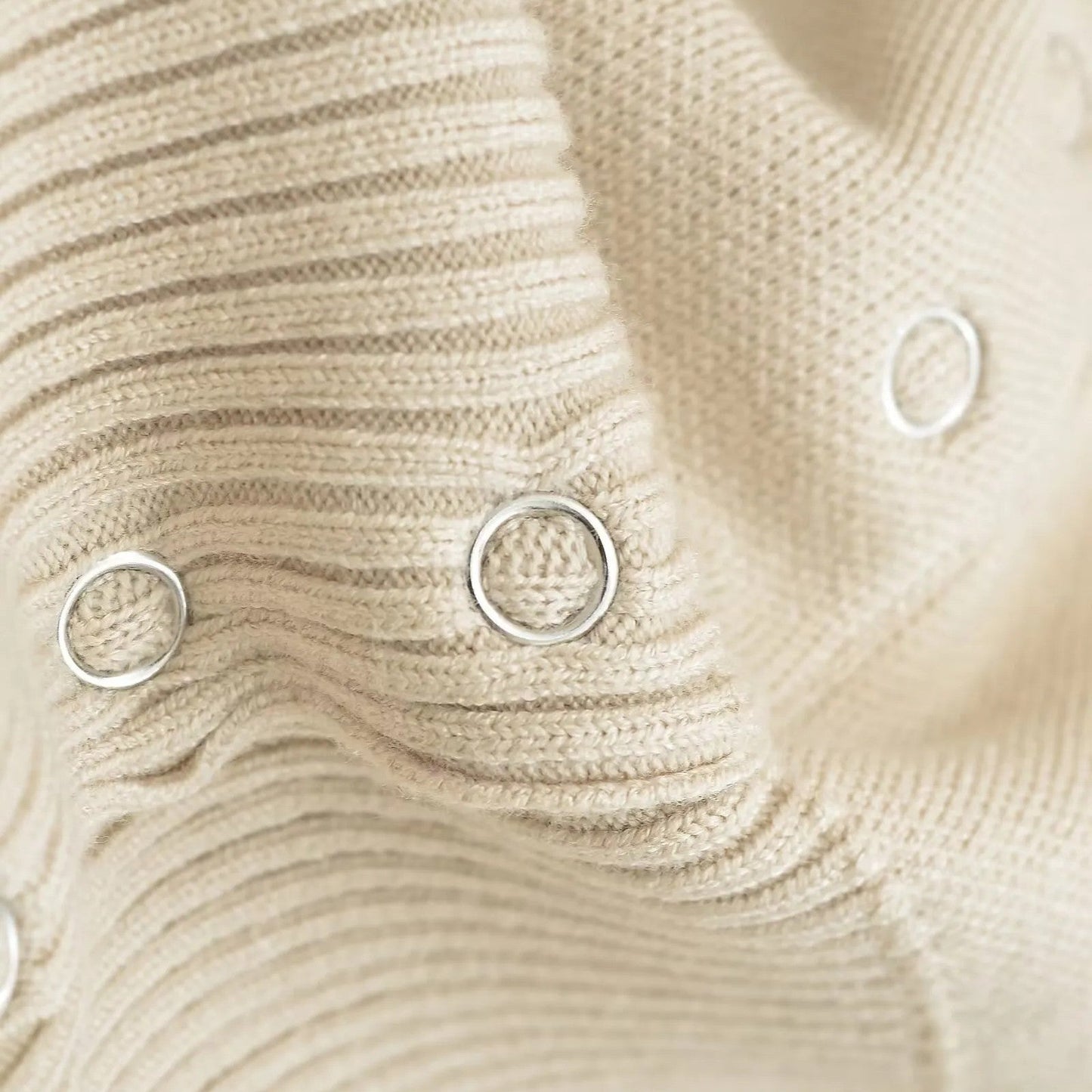 Reverie - Elegantes, kurzes Damen-Stricktop