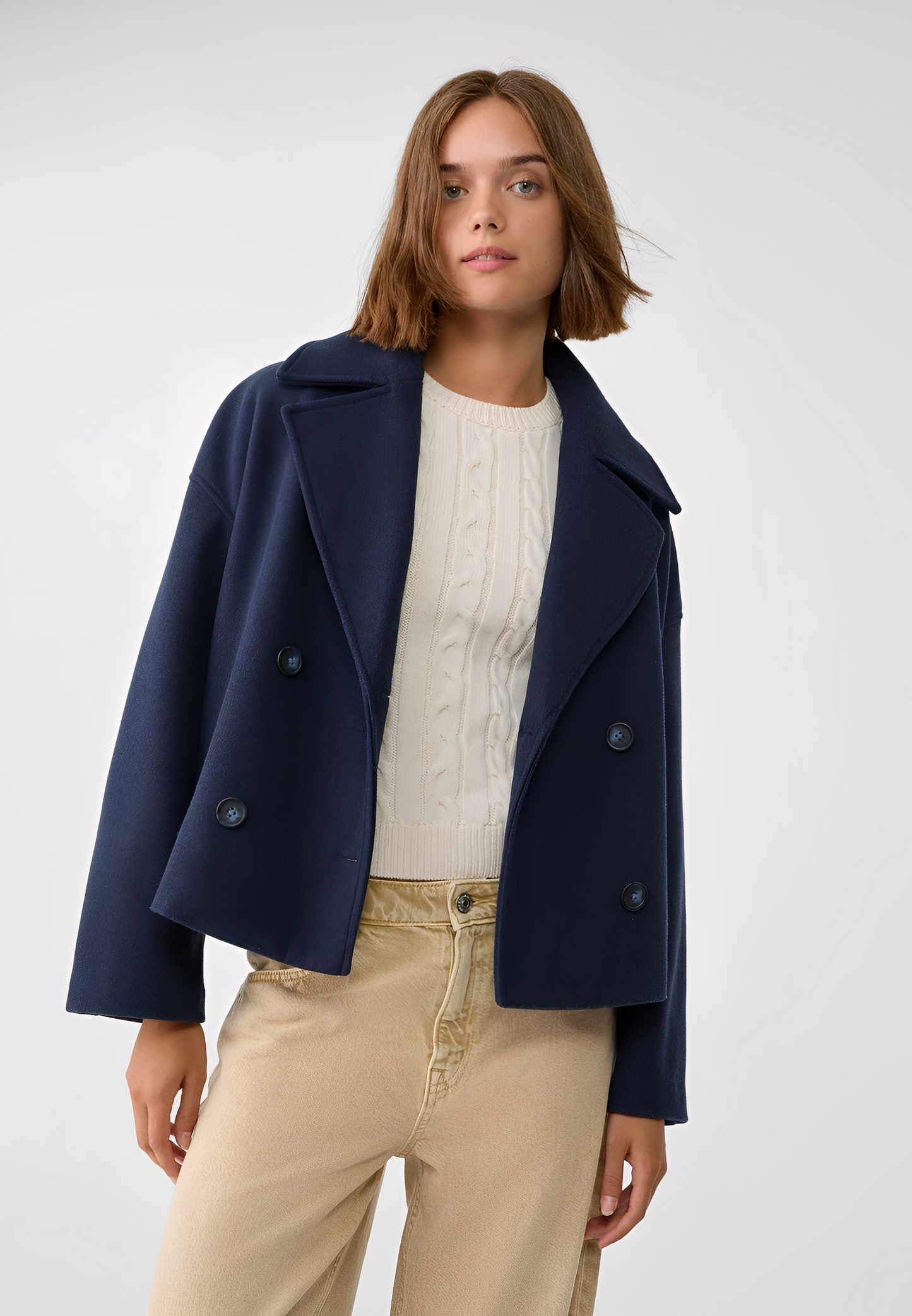 Claire – Kurze Schicke Zweireihige Jacke