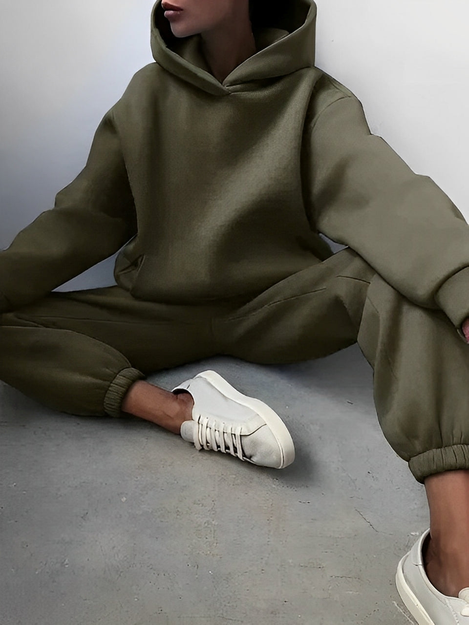 Nora – Damen Kapuzenpullover und Jogginghosen Set