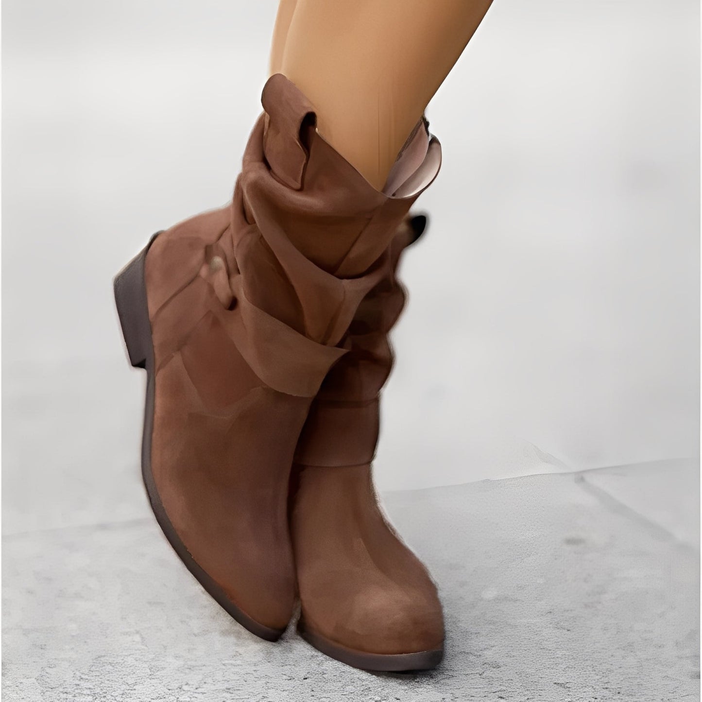 Marjorie - Bequeme Wildlederstiefel für Damen mit extra weiter Passform