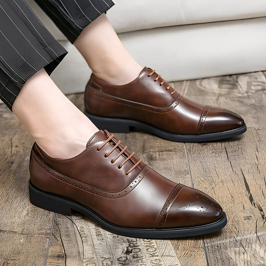 Fulton - Elegante formale Herrenschuhe aus Leder mit Brogue-Elementen