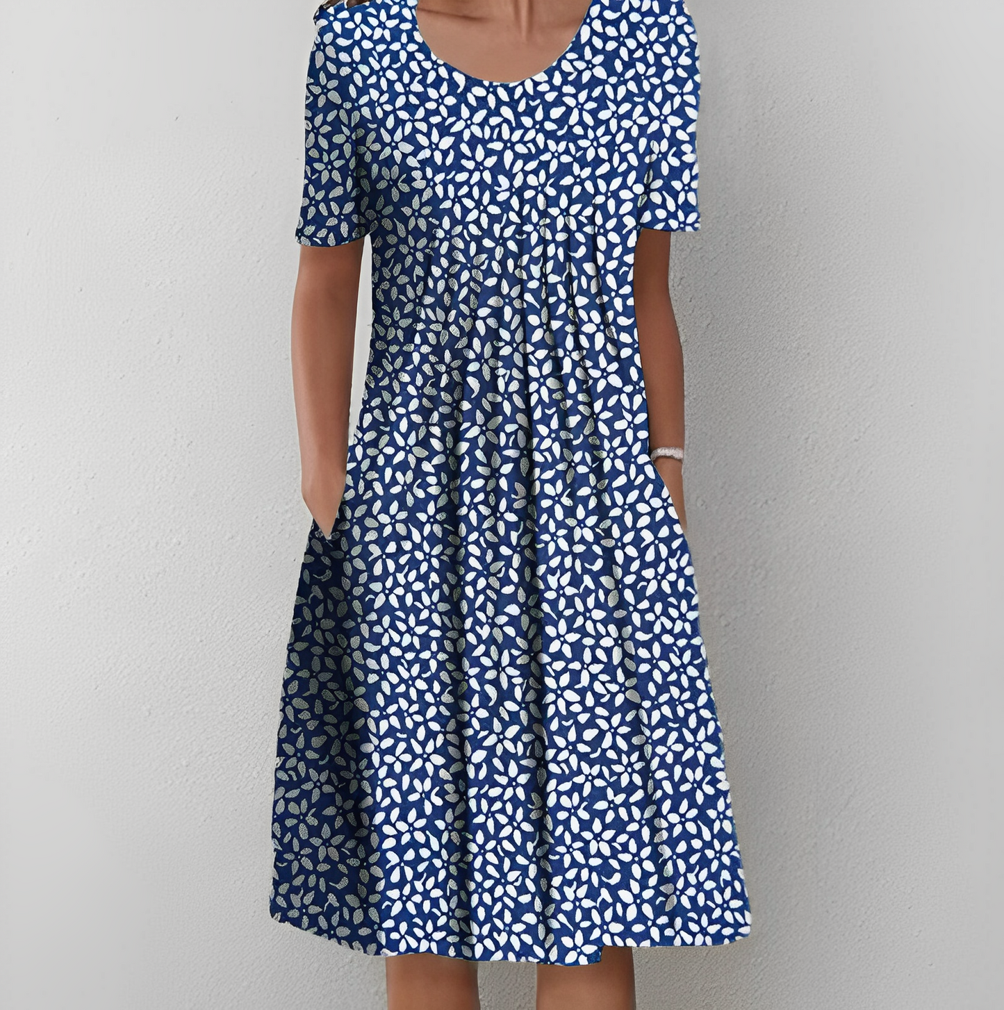 Jasmin – Designtes Sommer-Midikleid
