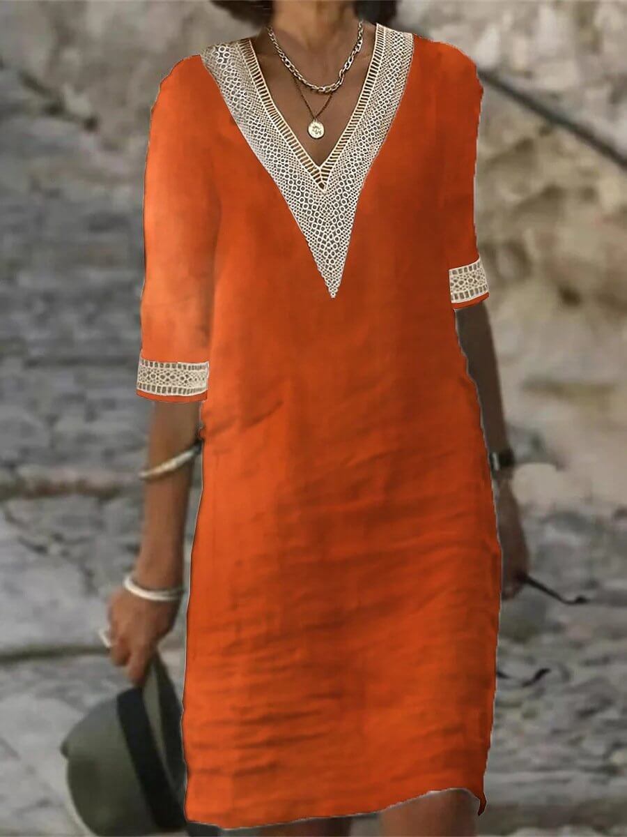 Arianne - Elegantes V-Kleid aus Baumwolle im Häkel-Look