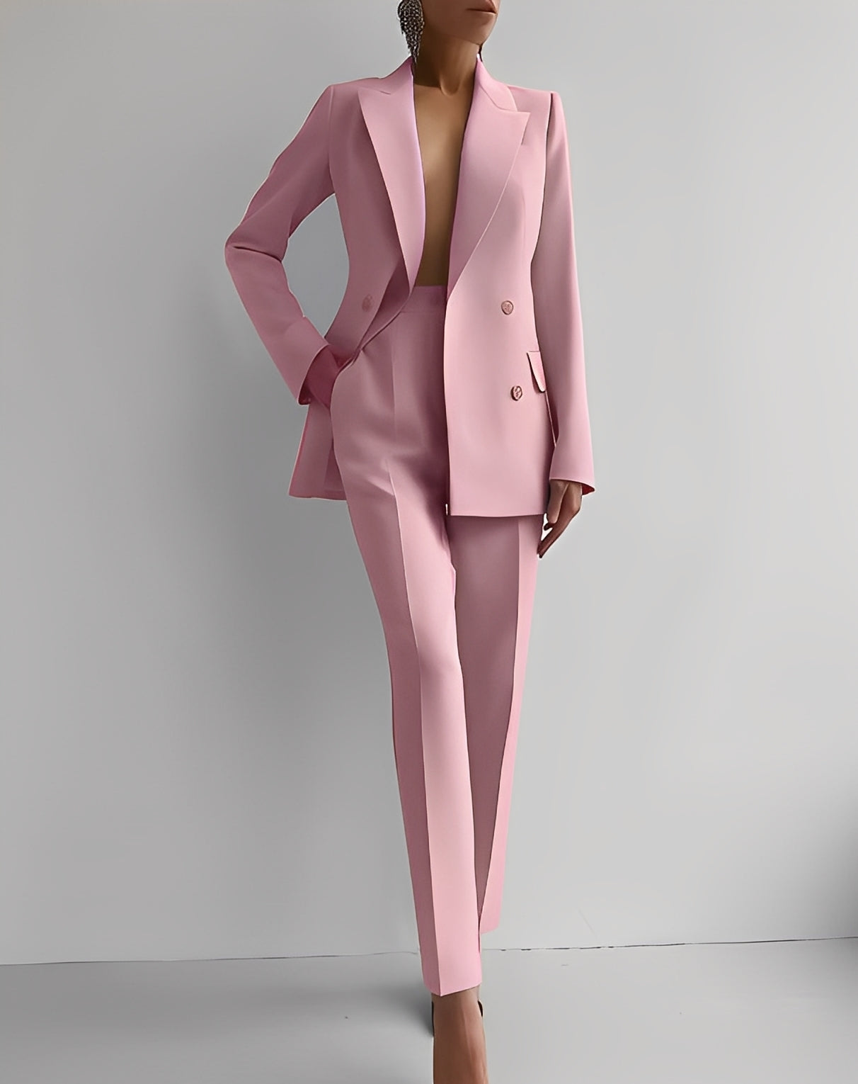 Nydia - Modisches schmal geschnittenes Set mit Blazer und Hose für Damen