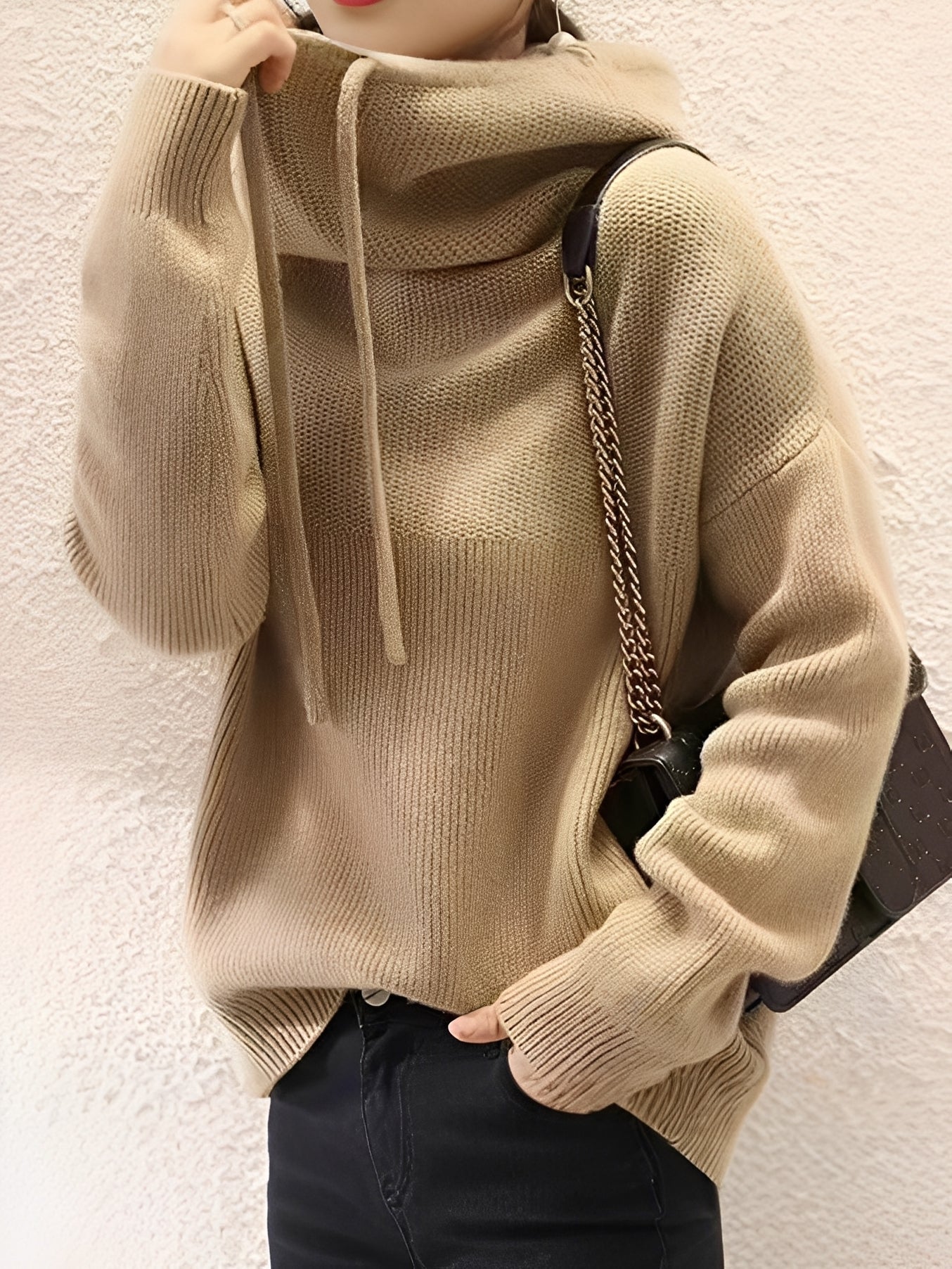 Roxane - Gemütlicher Damenpulli aus Wolle mit Kapuze