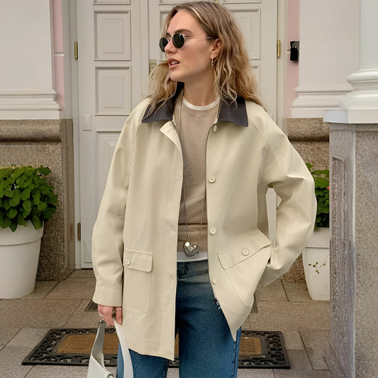 Eireen - Elegante, locker geschnittene Damenjacke mit Polokragen