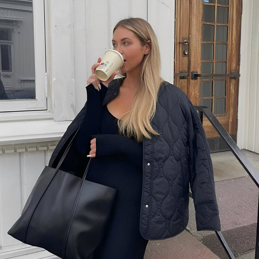 Ariella - Trendiger, locker geschnittener Damenmantel mit einem Knopf