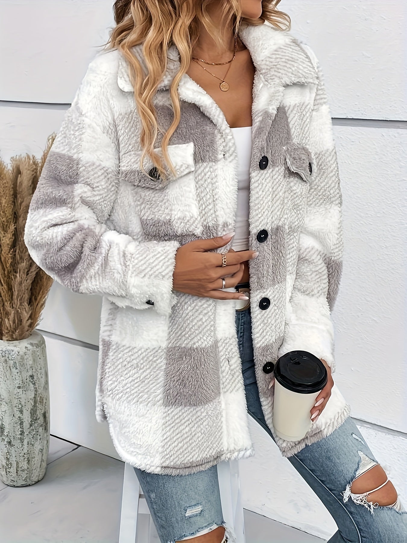 Julie - Warme Fleecejacke für Damen mit Karomuster