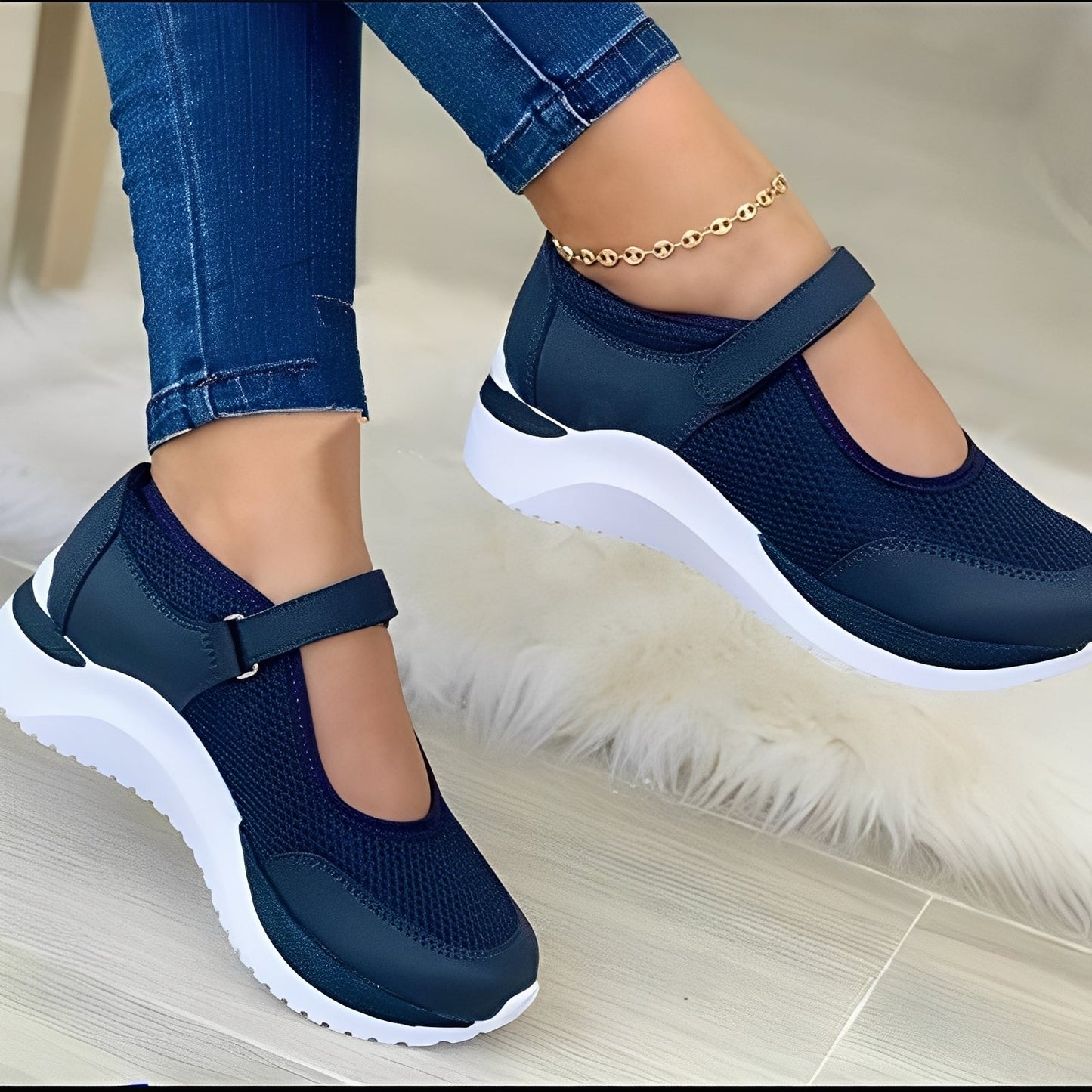 Nichola - Trendige Damen-Sandalen mit Netriemen