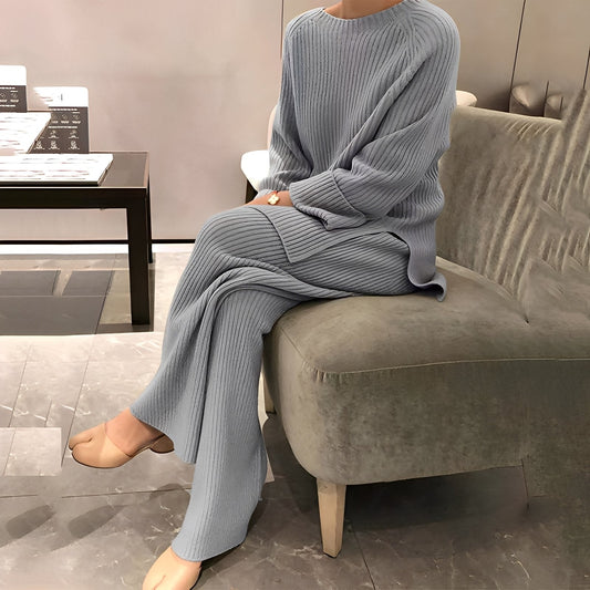 Carolina - Angenehmes und legeres Damen-Strickset