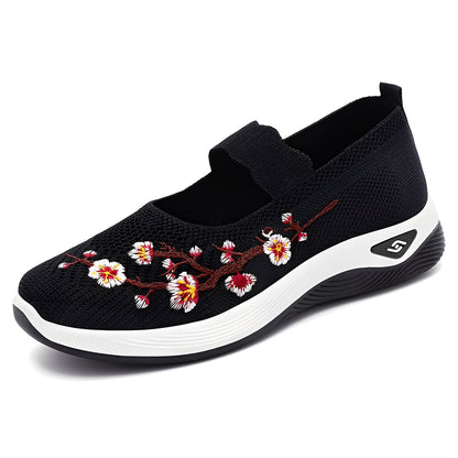 Jazmin - Bequeme und luftige Frauenschuhe mit Stickerei