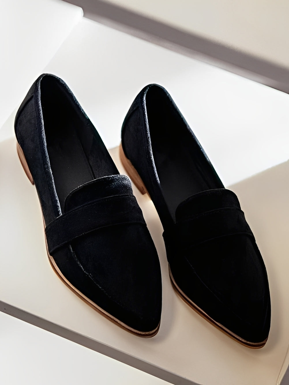 Christal - Elegante spitze Wildleder-Loafer für Damen