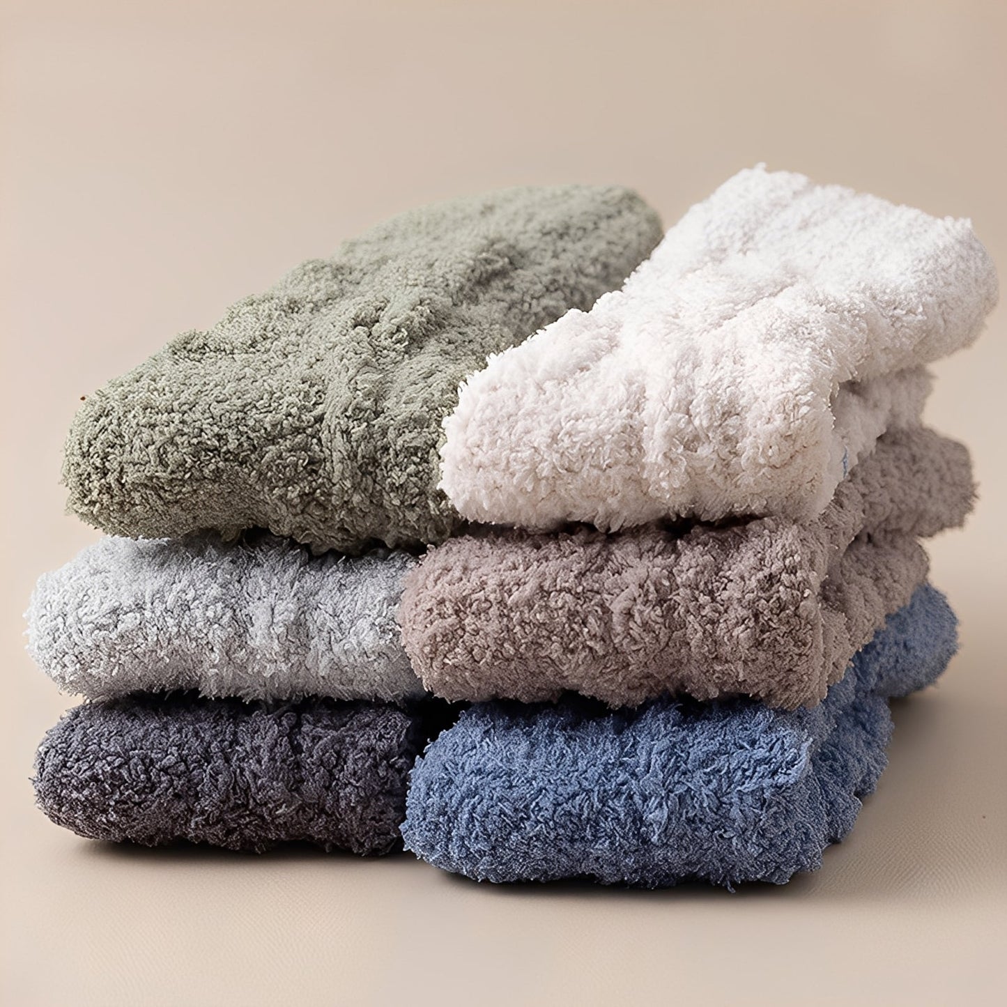 Neely - Universelle Socken aus wärmendem Samt-Fleece