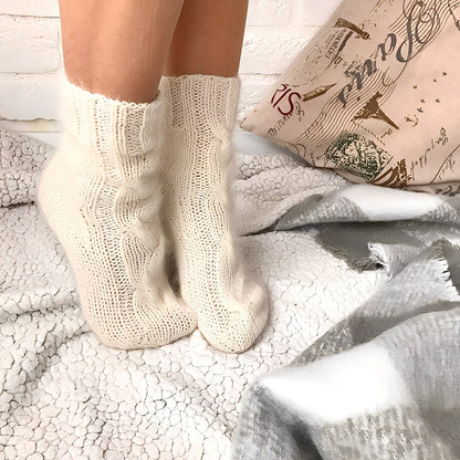 Dorothy - Flauschige Wollsocken für Damen