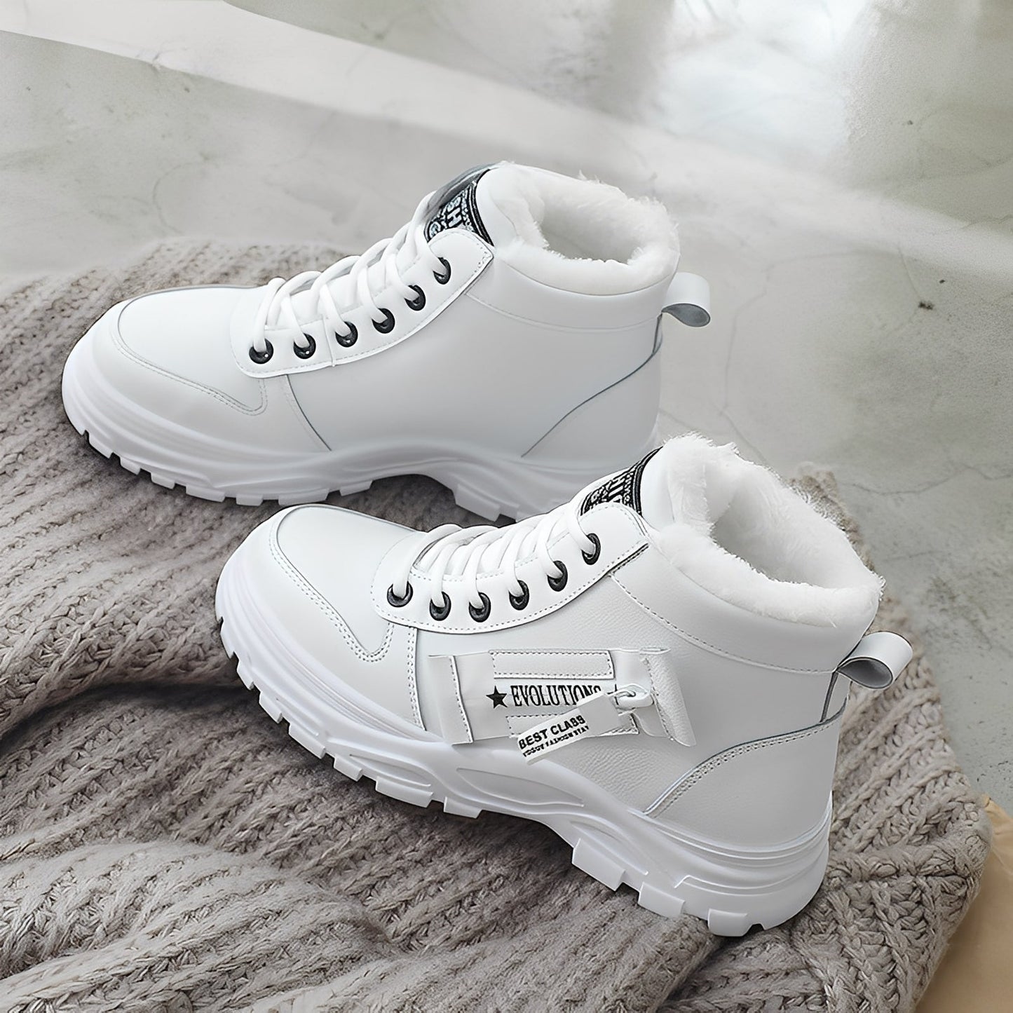 Jazmine - Moderne Damen-Plüschstiefel