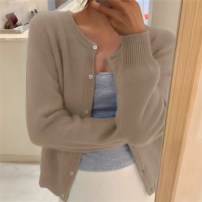 Jaqueline - Schlichter, eleganter Damenstrickcardigan