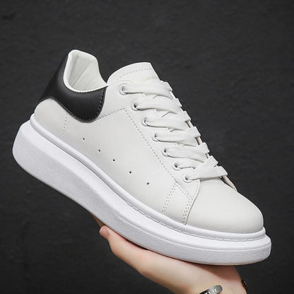 Andres – Turnschuh mit hoher Plateausohle