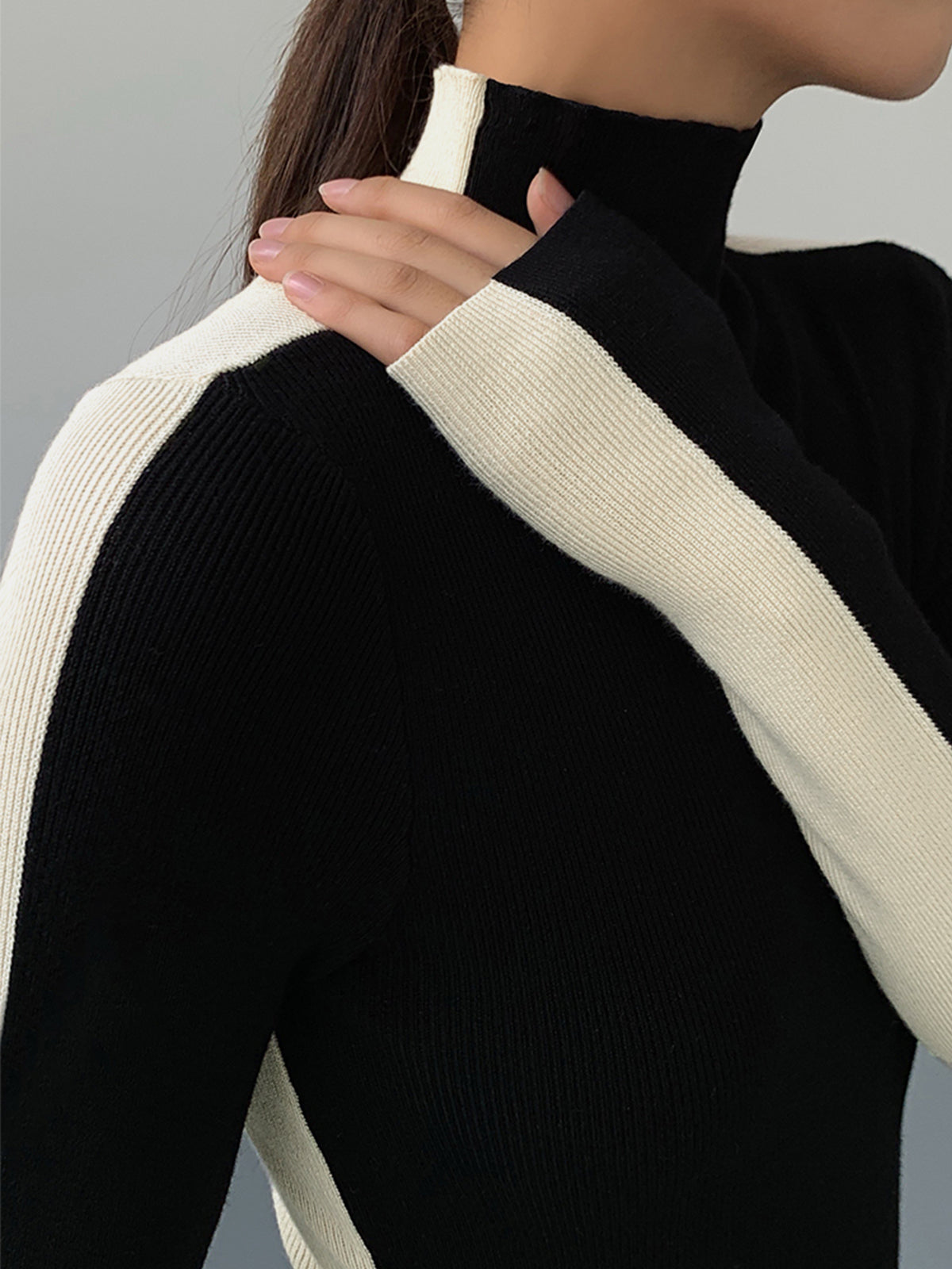Tabea – Wendbare Strickoberteil in zwei Farben
