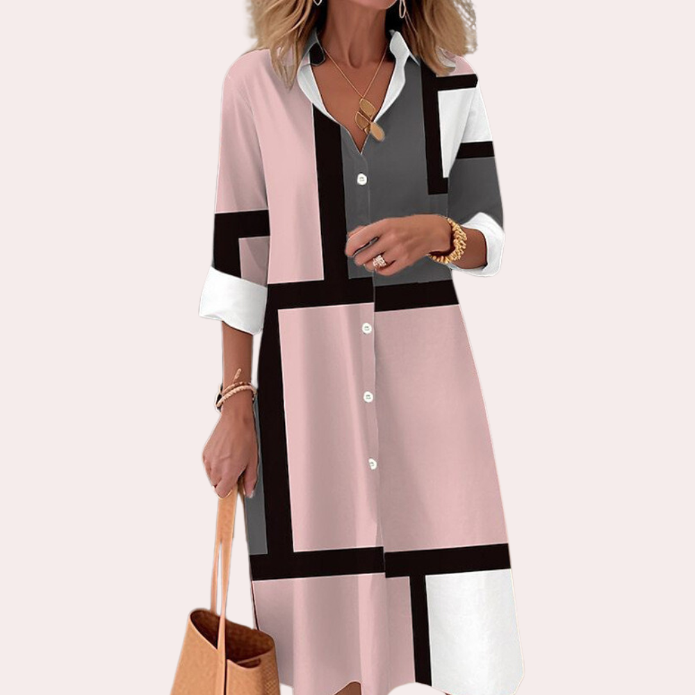 Svea – Kleid im Hemdschnitt mit 3/4-Ärmeln und geometrischem Design