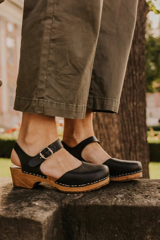 Amara – Clogs von Müheloser Eleganz