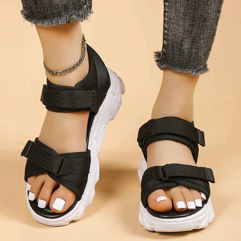 SoleAura – Sandalen der Eleganz in jedem Schritt