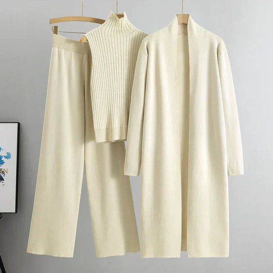 Zara – Gemütliches Dreiteiliges Winterset für Frauen
